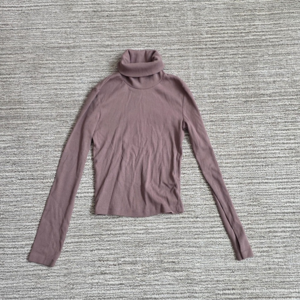 Zara turtleneck, women’s small